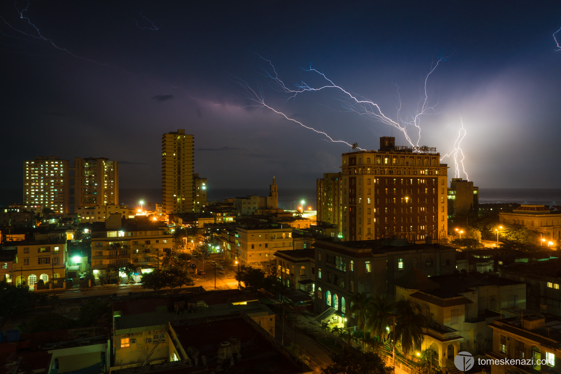 Rainy season with thunder and lightnings, Habana, Cuba